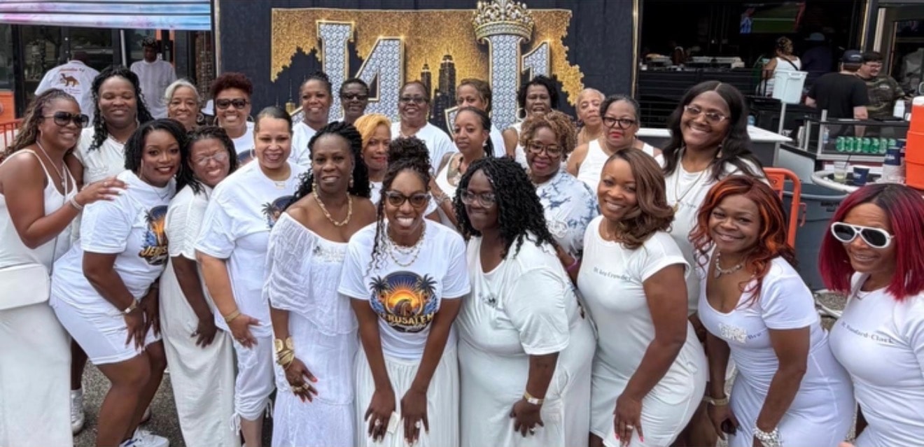 Ladies and guests at the Summer Sizzle festivities